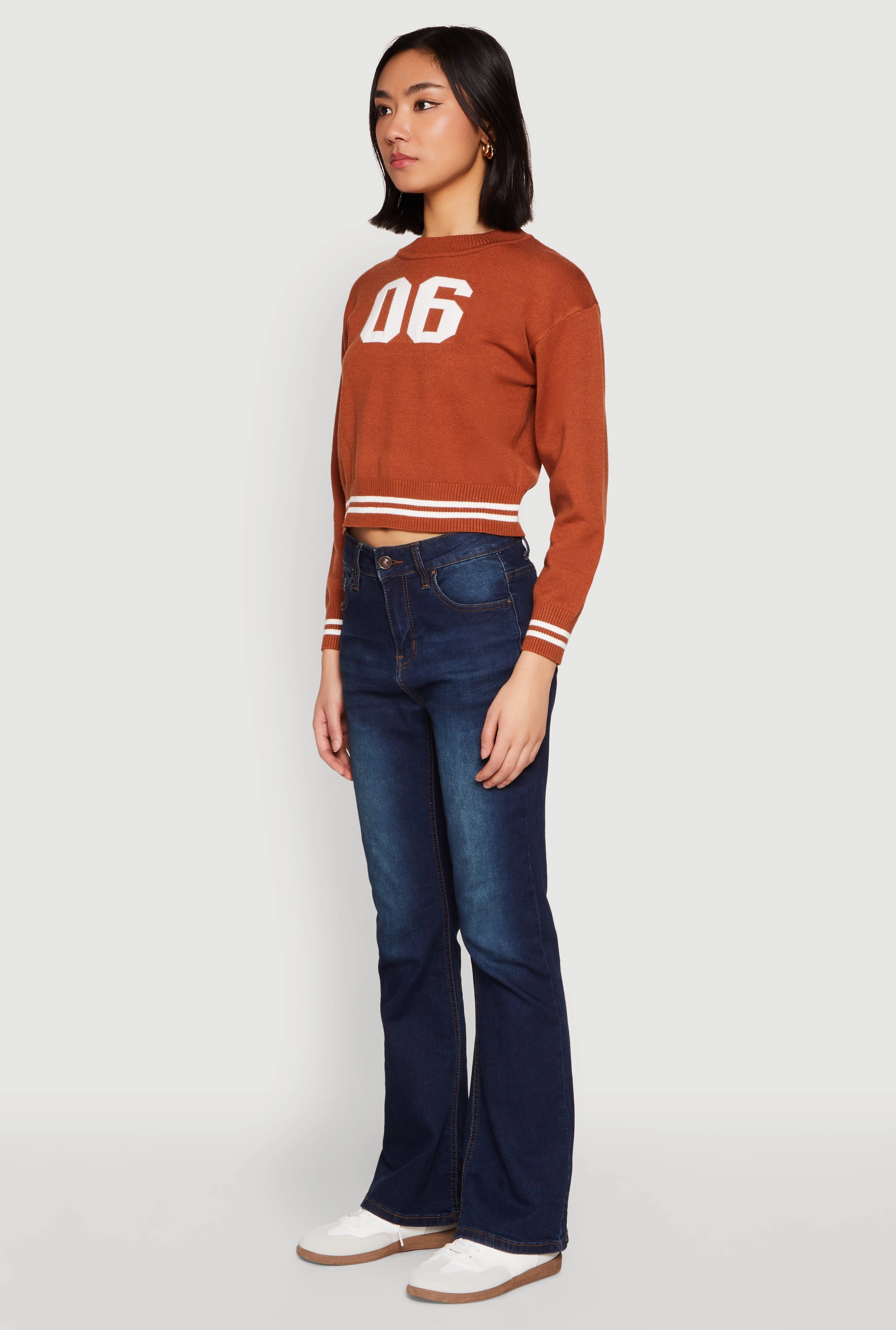 06 Cropped Sweater