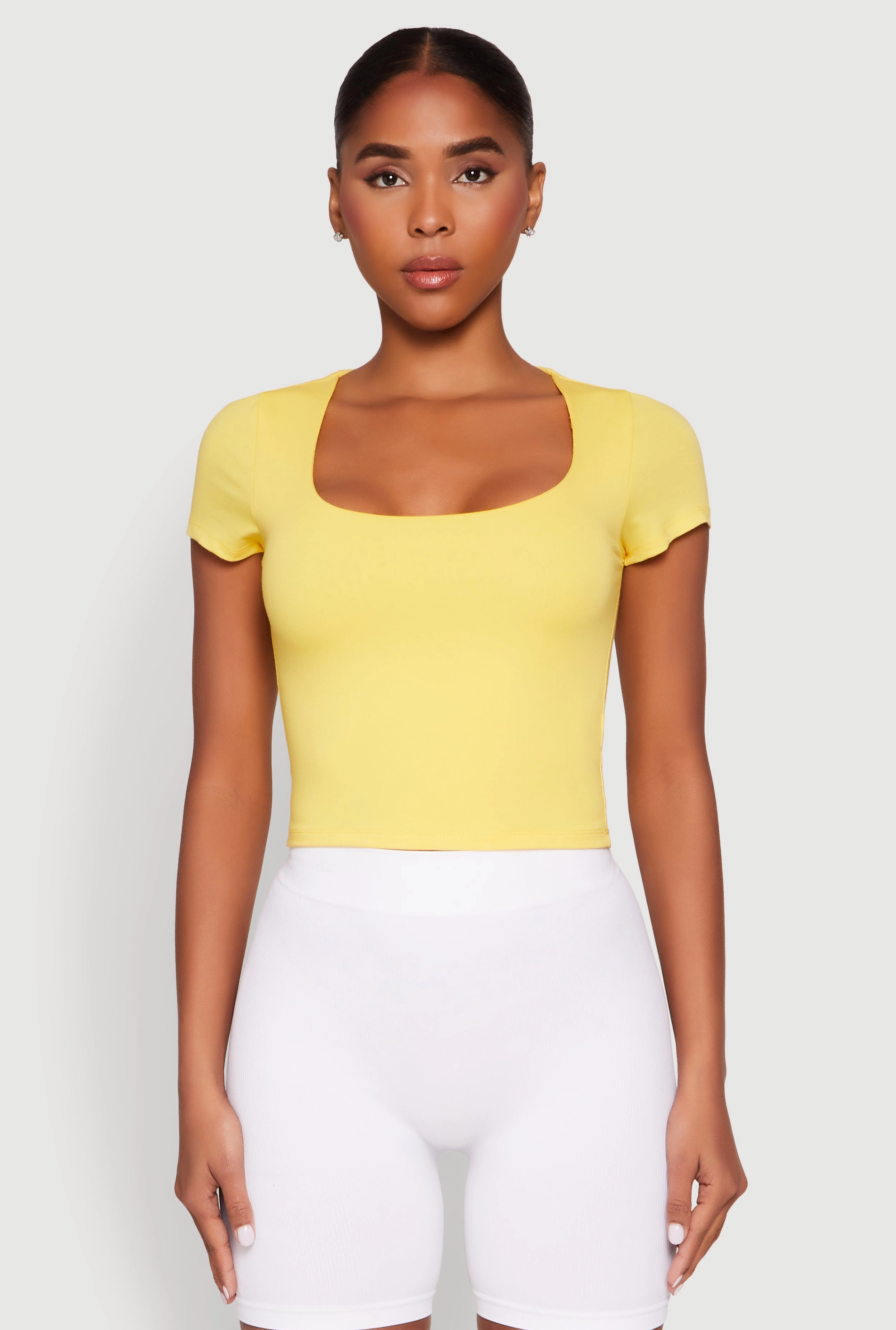 Basic Scoop Neck Cropped Tee