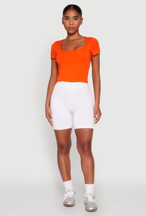 Basic Scoop Neck Cropped Tee