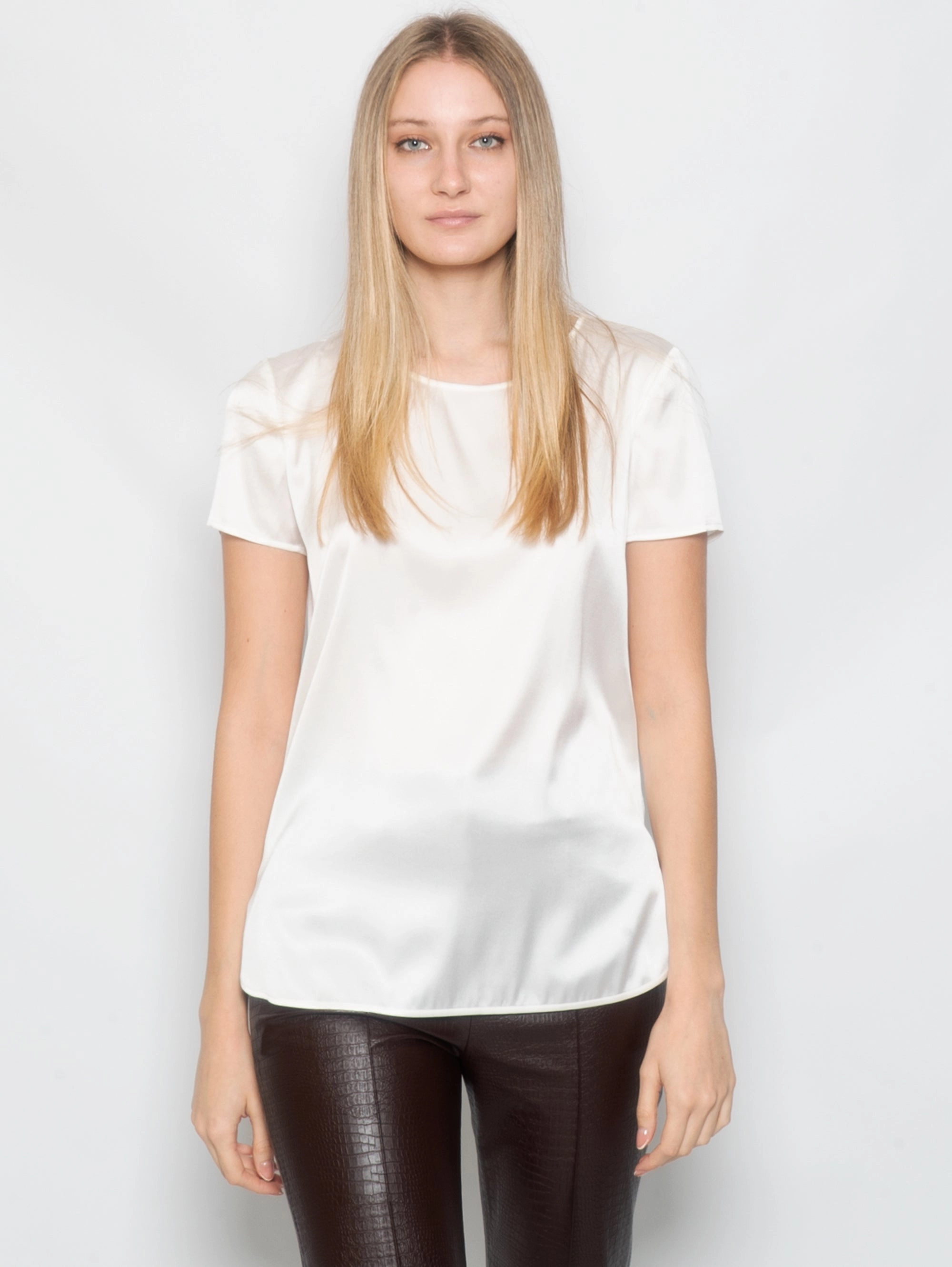 Blouse in White Stretch Silk