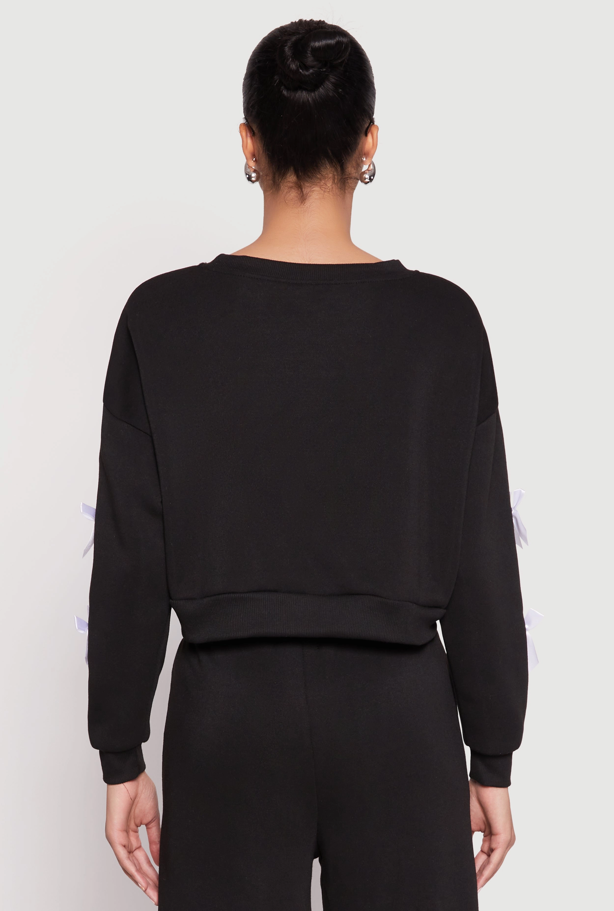 Bow Detail Cropped Sweatshirt