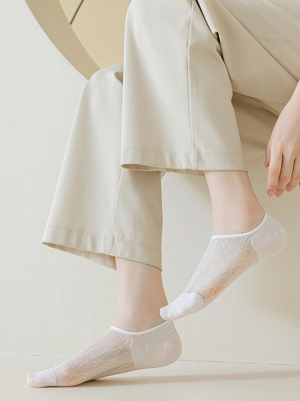 Modal Moisture-Wicking Antibacterial Cool Breathable Semi-No-Show Socks