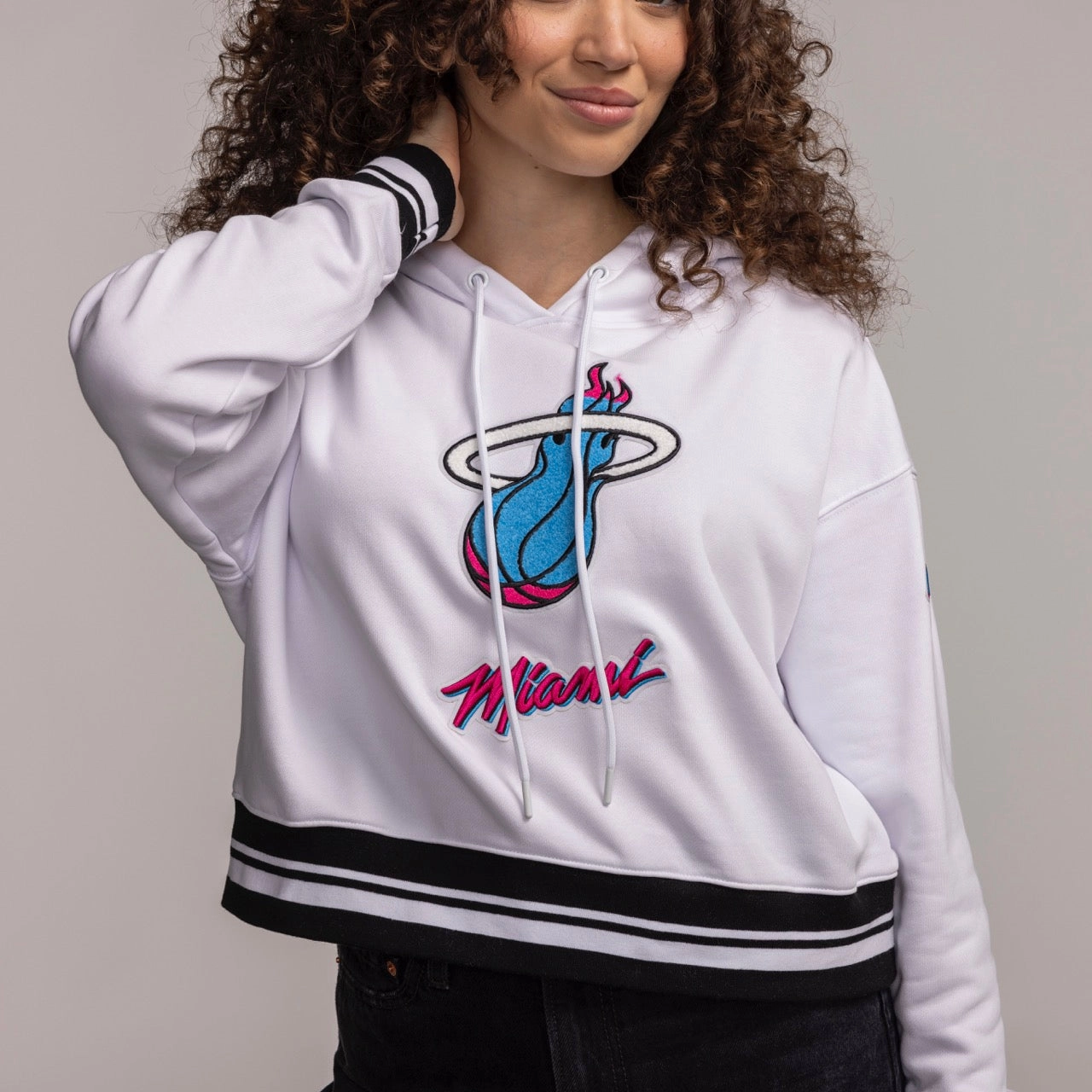 Pro Standard Miami HEAT Original Vice Women's Pullover Hoodie