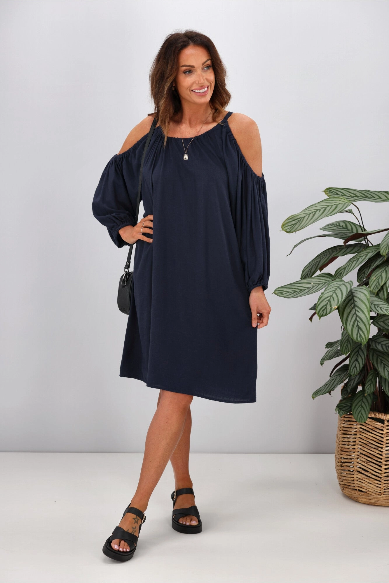 Shine On Label Tipene Linen Dress Midnight